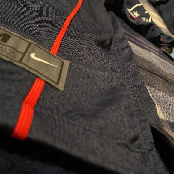 NFL New England Patriots #12 Tom Brady jersey size Medium - Picture 10 of 14